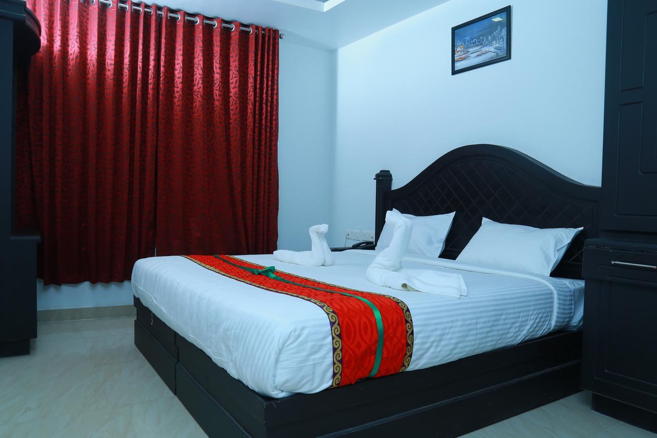 Aarya Bhavan Residency Malappuram Exterior foto