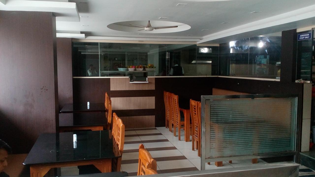 Aarya Bhavan Residency Malappuram Exterior foto